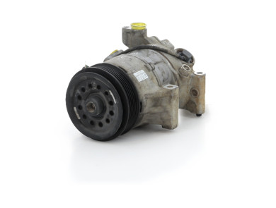 A/C Compressor used - Toyota YARIS - 883100D202