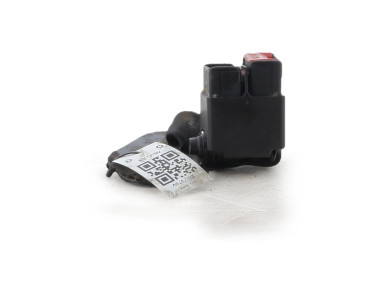 Right rear belt clip - Renault CLIO II PH.2 - 8200684050 - B0-7979V