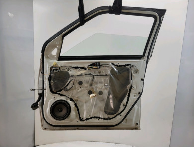 Porte avant droite - Suzuki SWIFT IV - Blanc - 68001-68L00 - X0-9822F