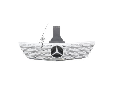 Grille used - Mercedes CLASSE C SPORTCOUPE - 20388012839744
