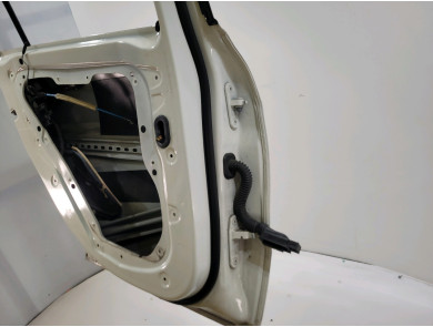 Rear left door - Mercedes CLASSE A III PH.1 - Blanc - 1767300105 - S1-8481L