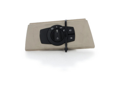 Light switch used - BMW SERIE 3 - 61 31 6932796
