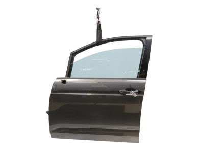 Left front door used - Volkswagen TOURAN - 5TA831055 AF