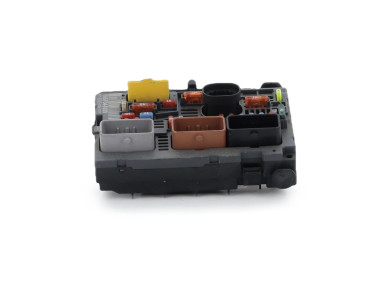 Boitier BSM - Citroen C4 PICASSO I - 9667044880 - T1-9116K