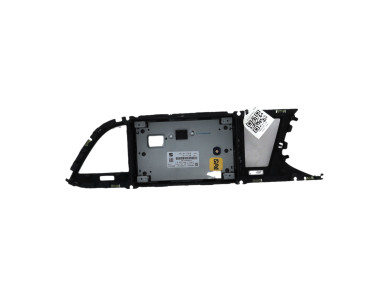 Multifunction screen - Seat LEON III PH.1 - 5F09196061QB - S1-0438N