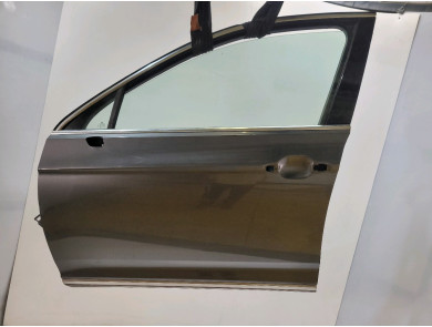 Left front door used - Volkswagen PASSAT - 3G0831055 AG