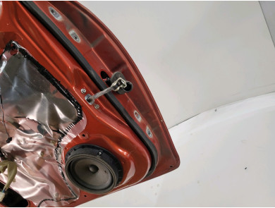 Left front door - Suzuki SWIFT III - Inconnu - 68002-68L00 - L1-7049H