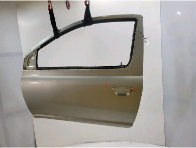 Left door (3-door models only) used - Toyota YARIS - 6700252021