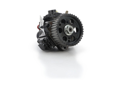 Injection pump - Opel ZAFIRA C PH.1 2.0 CDTI - 55597788 - H1-8656K