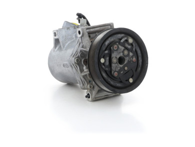 Compresseur de climatisation - Dacia SANDERO II PH.1 - 8201025121 - J1-8247S