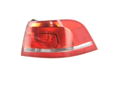 Right rear light used - Volkswagen PASSAT SW - 3AF945096G