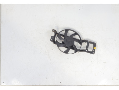 Radiator fan + mounting - Renault CLIO CAMPUS II PH.1 - 7701050677 - Z1-9795M