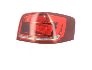 Feu arrière droit occasion - Audi A3 - 8P3945096B
