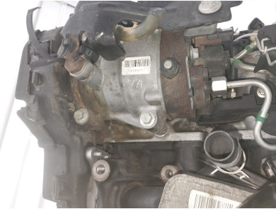 Engine type K9K830 - Renault MEGANE COUPE III PH.1 - L1-3815L