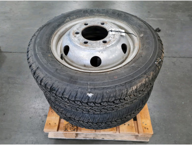 Lot de 2 roues complètes arrières - Iveco DAILY II PH.1 - GPA-26-0046371 - K1-9432G