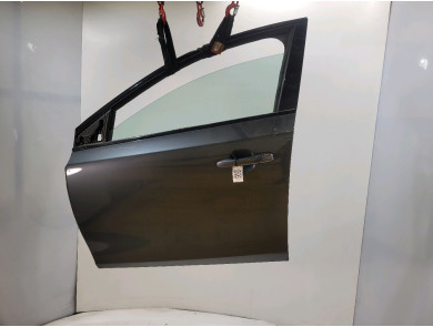 Left front door used - Volvo V40 - 31662584