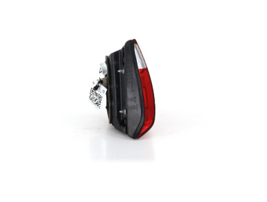 Right hatchback boot light - KIA CARENS IV PH.1 - 92404-A4120 - N1-8131P