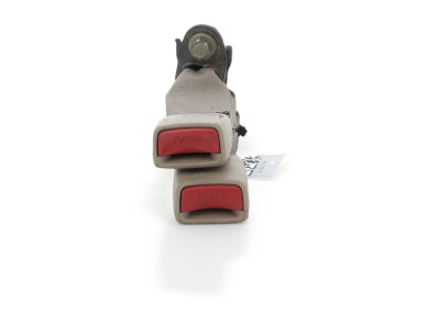 Attache ceinture sécurité arrière droit