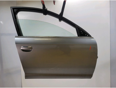 Right front door - Audi A6 III PH.1 - 4F0831052F - P1-6844B