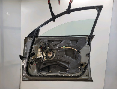 Right front door - Audi A6 III PH.1 - 4F0831052F - P1-6844B
