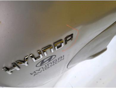 Hatchback - Hyundai SANTA FE I - Gris Clair - 7370026090 - R1-9204K