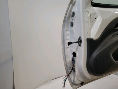 Porte avant droite - Toyota AYGO X - 670010H080 - A1-7772B