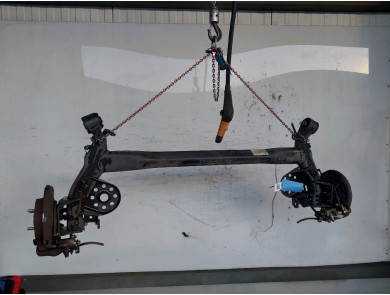 Rear axle used - KIA stonic - 55100H8510