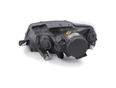 Right headlight - Volkswagen PASSAT V - 3C0941006AA - Q1-4806W