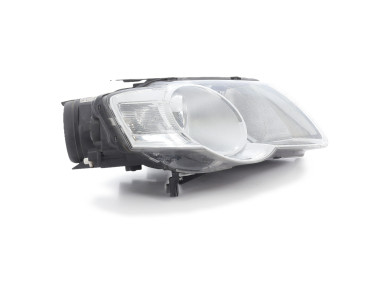 Right headlight - Volkswagen PASSAT V - 3C0941006AA - Q1-4806W