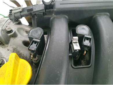 Moteur type K4J710 - Renault CLIO II PH.2 - U1-8091W