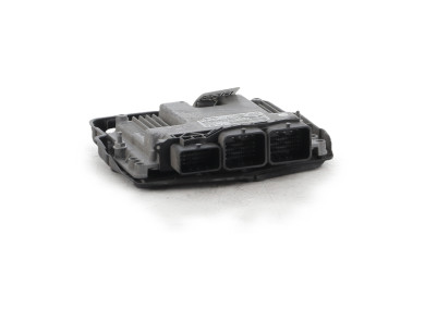 Engine calculator used - Peugeot 208 - 9805947580
