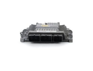 Calculateur moteur occasion - Renault SCENIC - 8200804775