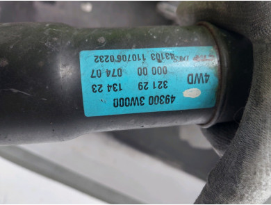 Rear drive shaft - Hyundai IX35 PH.1 2.0 CRDI - 493003W000 - Q1-3921Z
