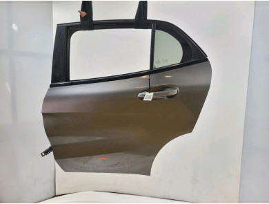 Rear left door used - Mercedes CLASSE GLA - 156730010564