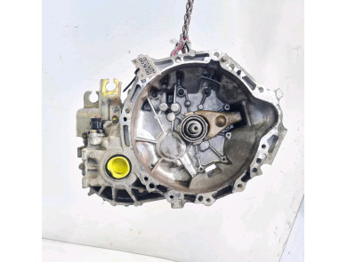 Boîte de vitesses type 3030052230 - Toyota YARIS II PH.1 - Z0-6790J