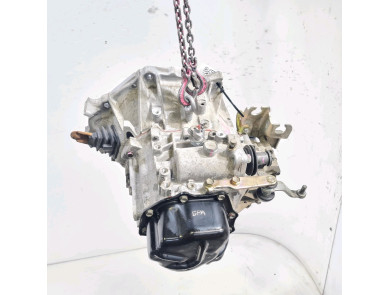 Gearbox type 3030052230 - Toyota YARIS II PH.1 - Z0-6790J