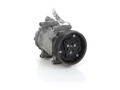 Compresseur de climatisation - Renault CLIO III PH.2 - 8200819568 - M1-3279V