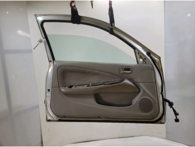 Left door (3-door models only) - Nissan ALMERA II PH.1 - Blanc - 80101-5M332- S1-5475N