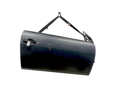 Right door (3-door models only)