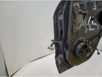 Right rear door - Ford ECOSPORT PH.2 - Gris Clair - 2723261 - E1-5017C