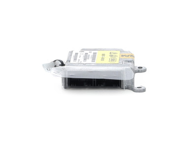 Airbag control unit used - Peugeot 108 - B001104580