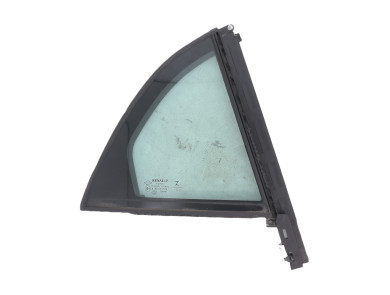Right rear quarter window used - Renault MEGANE - 822209285R