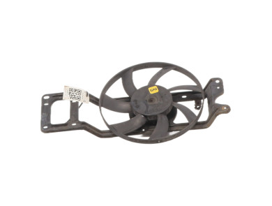 Radiator fan + mounting - Renault CLIO II PH.2 - 7701050677 - Y1-7947A