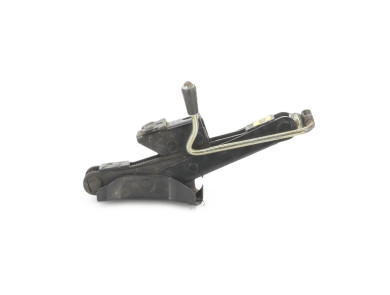 Scissor jack used - Citroen AX - 95639055