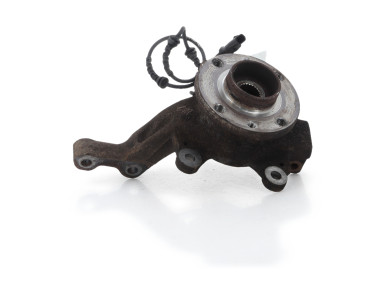 Left steering knuckle - Renault CLIO III PH.2 - 8200345944 - Y1-6330H