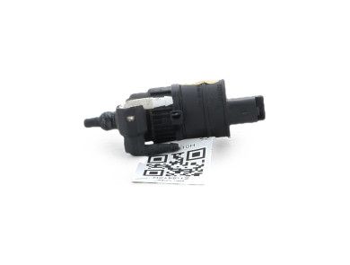 Washer fluid pump used - Renault CLIO - 7700430702