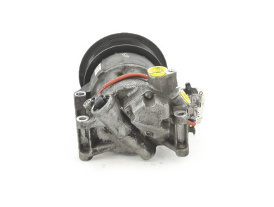 A/C Compressor used - Toyota AURIS - 883101A680