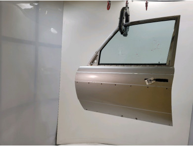Left front door used - Mercedes W123(200 300AM) - A 123 720 61 05
