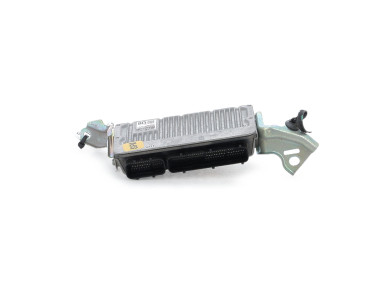 Engine calculator used - Toyota AURIS - 896610ZU60
