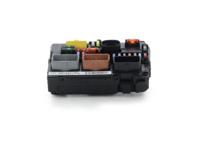 Boitier BSM - Citroen C3 II PH.1 - 9667199780 - Y1-7848N